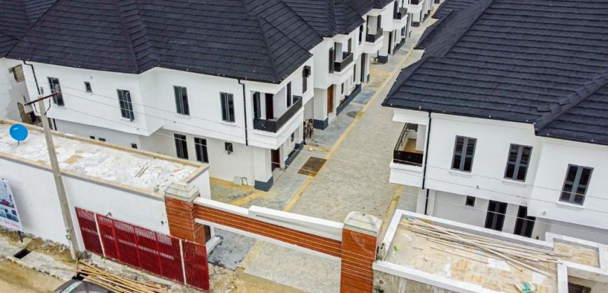 4 Bedroom Semi Detached Duplex with B/Q