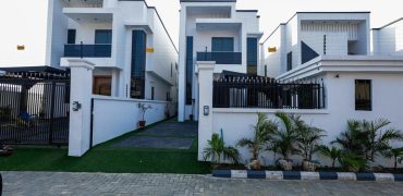 Contemporary 5 bedroom Smart Home with a maid rooms and swimming pool.